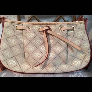 Dooney and Bourke classic small handbag